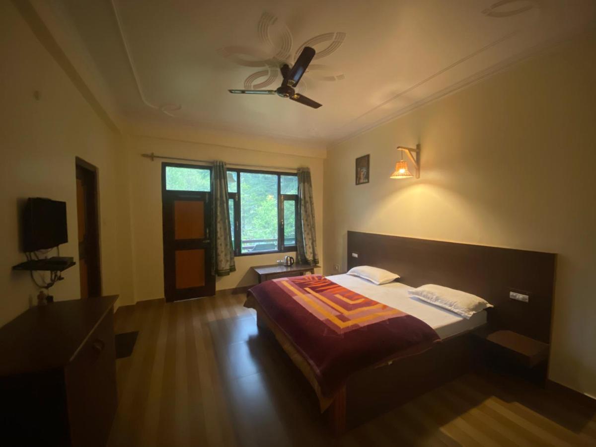 The Royal Orchard Kasol Otel Dış mekan fotoğraf