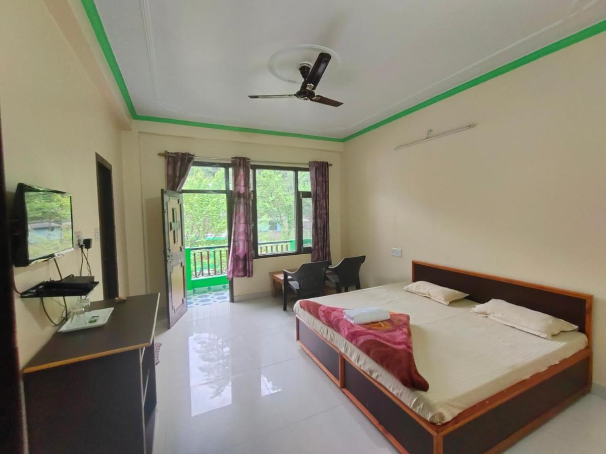 The Royal Orchard Kasol Otel Dış mekan fotoğraf