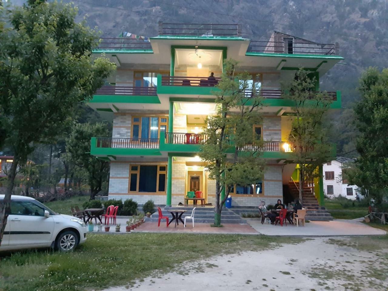 The Royal Orchard Kasol Otel Dış mekan fotoğraf